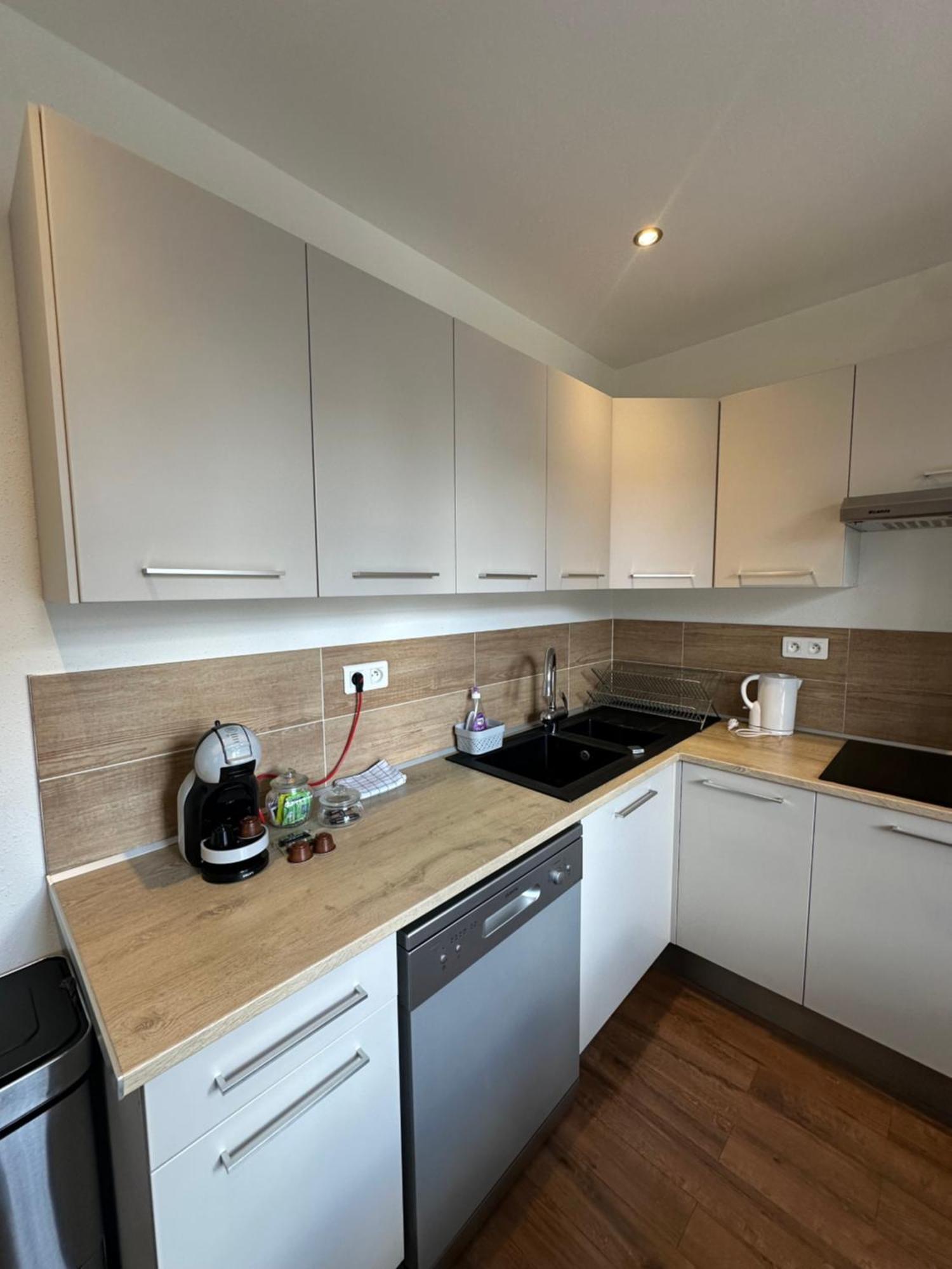 Apartment # Le 3 # Joli T3 Centre, Neuf, Calme Et Equipe